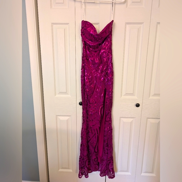 Lulu's XS Long Magenta Sequin Dress - Picture 2 of 7